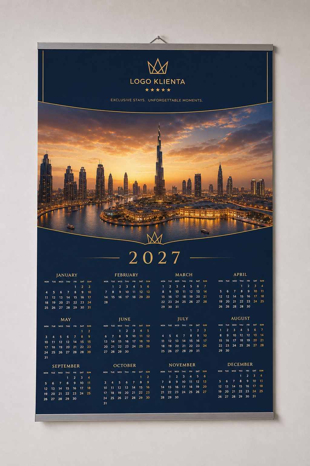 Kalendarz plakatowy B3 310 x 474 mm z metalowymi listwami